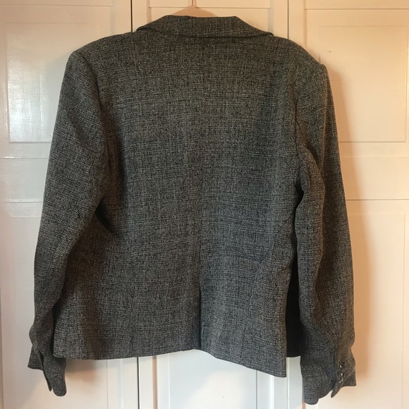 New York & Company Office Suit Blazer, size 12 - Picture 5 of 6